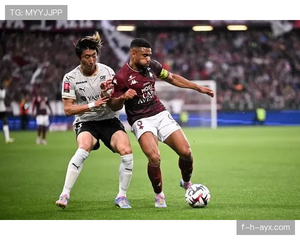 兰斯联赛表现低迷深陷降级区，全队亟需奋起直追