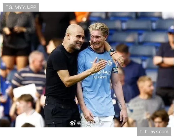 德布劳内与瓜迪奥拉泪别时刻引关注