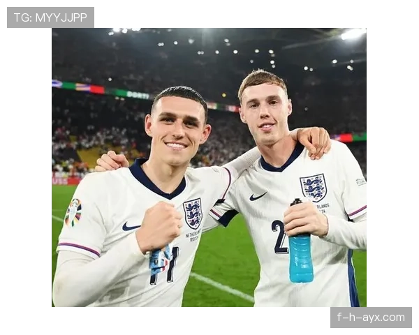 帕尔默 vs 福登：英格兰核心之争的关键差异